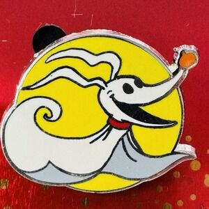 2010 Disney Trading Pin Zero From Nightmare Before Christmas Yellow Moon